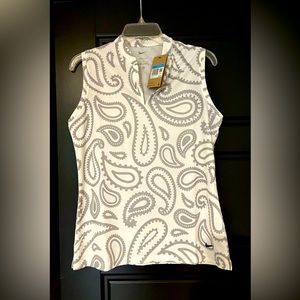 NWT. Nike - women’s dri-fit Sz M